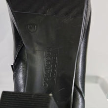 Load image into Gallery viewer, Dominique Nicole Size 12 Black Leather Booties