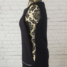 Load image into Gallery viewer, Adrienne Vittadini Size 10 Sleeveless Black Sheath Dress