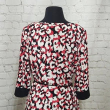 Load image into Gallery viewer, Liz Claiborne Size Medium Black, Red and White 3/4 Sleeve Shift Dress