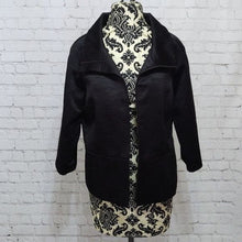Load image into Gallery viewer, Ann Taylor Size 12 Black Athleisure 1/4 Sleeve Jacket