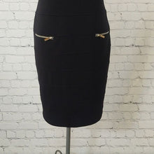 Load image into Gallery viewer, Adrienne Vittadini Size 10 Sleeveless Black Sheath Dress
