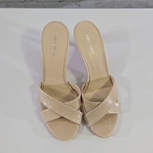 Load image into Gallery viewer, Nine West Size 9 Crocodile Print Sling Back Sandals
