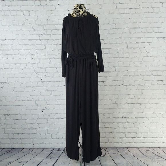 Emma & Michelle Size M Black 3/4 Sleeve Jumpsuit
