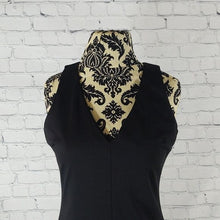 Load image into Gallery viewer, The Limited Size M Sleeveless V-Neck Cocktail Dress with Gold Zipper
