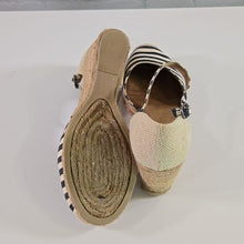 Load image into Gallery viewer, White Mountain Striped Espadrille Wedge in Size 7 ½
