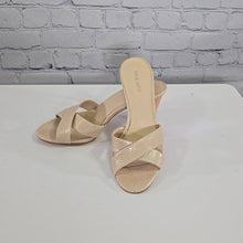 Load image into Gallery viewer, Nine West Size 9 Crocodile Print Sling Back Sandals
