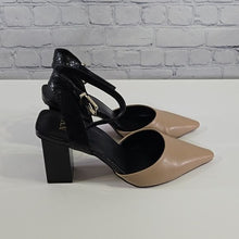 Load image into Gallery viewer, New York and Company Size 9 Stacy Heel Color Block Nude and Black
