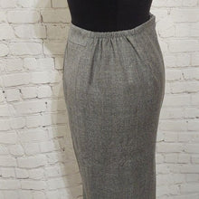 Load image into Gallery viewer, Talbots Woman Petites Gray Wool Suit Skirt
