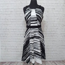 Load image into Gallery viewer, New York and Company Size 6 A-Line Linen Dress

