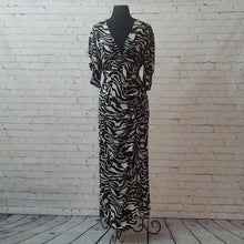 Load image into Gallery viewer, H&amp;M V-Neck Side Split Black &amp; White Size L Maxi Dress
