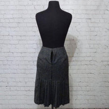 Load image into Gallery viewer, Express Gray Pencil Skirt with Back Pleats- Size 8
