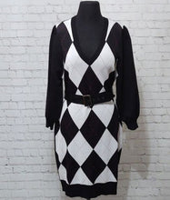 Load image into Gallery viewer, New York and Company Size Large Belted Argyle Tunic Sweater
