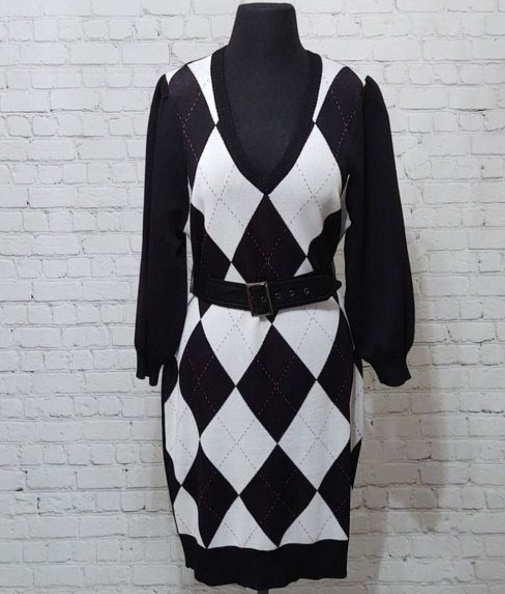 New York and Company Size Large Belted Argyle Tunic Sweater