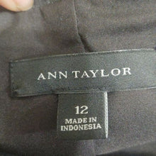 Load image into Gallery viewer, Ann Taylor Size 12 Black Athleisure 1/4 Sleeve Jacket
