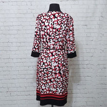 Load image into Gallery viewer, Liz Claiborne Size Medium Black, Red and White 3/4 Sleeve Shift Dress
