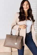 Load image into Gallery viewer, Bag - David Jones Structured Leather Handbag
