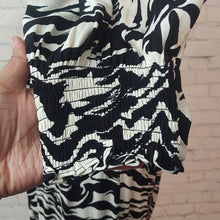 Load image into Gallery viewer, H&amp;M V-Neck Side Split Black &amp; White Size L Maxi Dress
