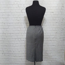 Load image into Gallery viewer, Talbots Woman Petites Gray Wool Suit Skirt
